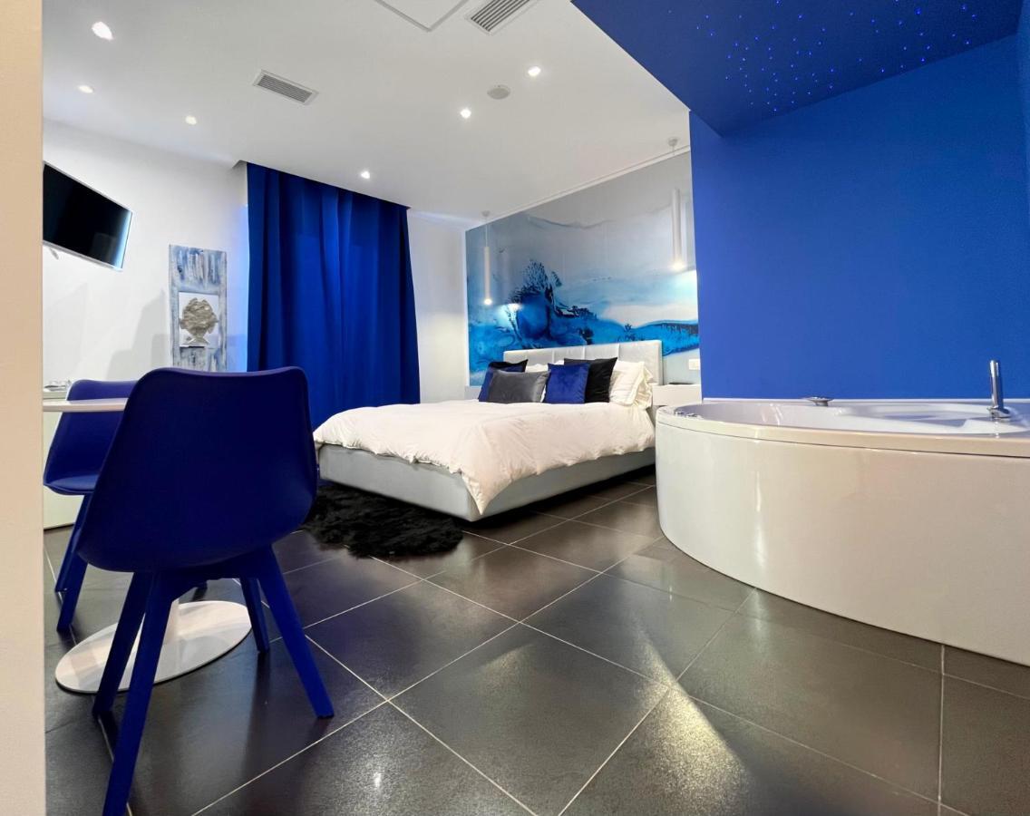 ヴィエステ Relais Viesti Bed & Breakfast エクステリア 写真